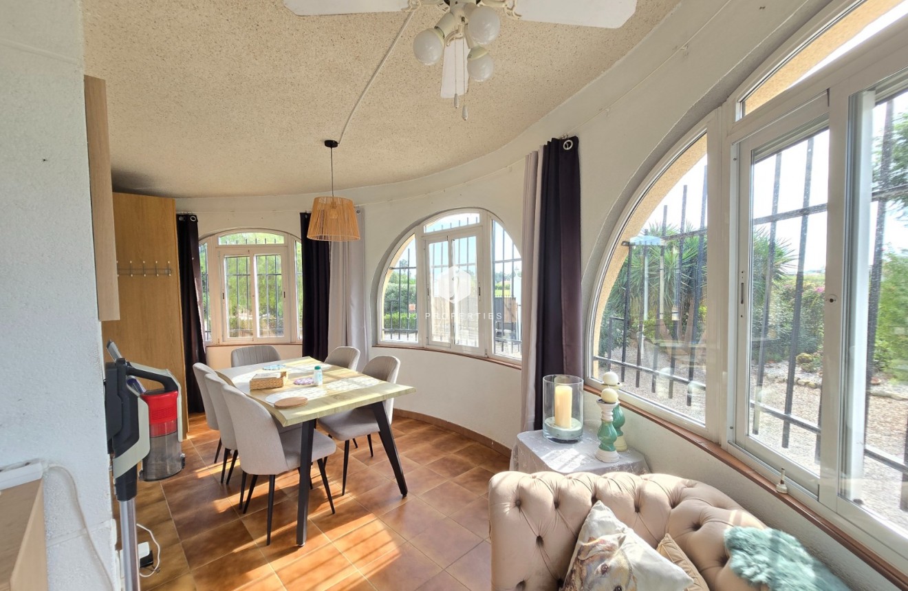 Tweedehands - Landelijk eigendom -
Dolores - Costa Blanca