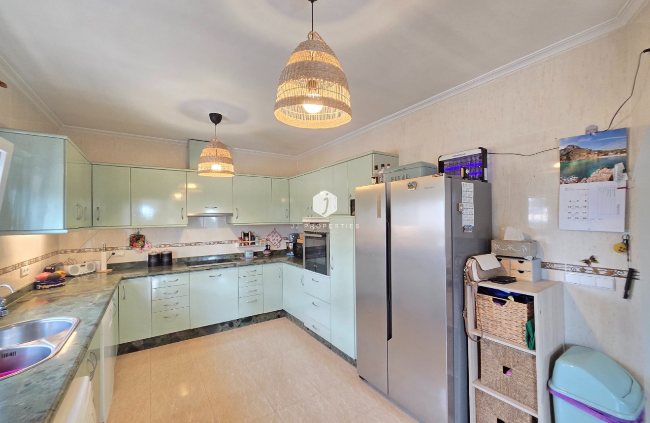 Tweedehands - Landelijk eigendom -
Dolores - Costa Blanca