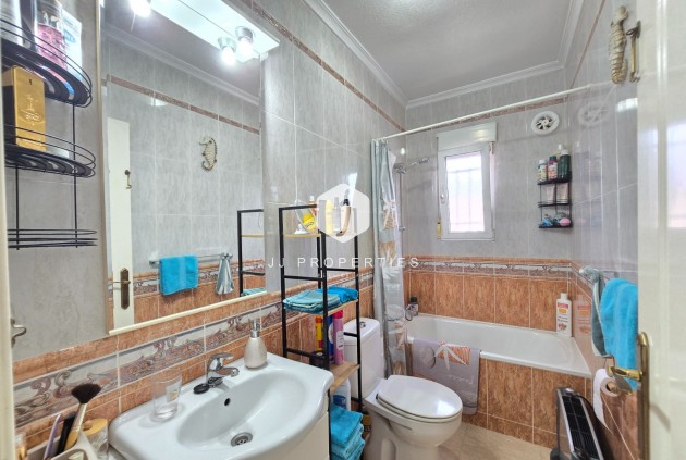 Tweedehands - Landelijk eigendom -
Dolores - Costa Blanca