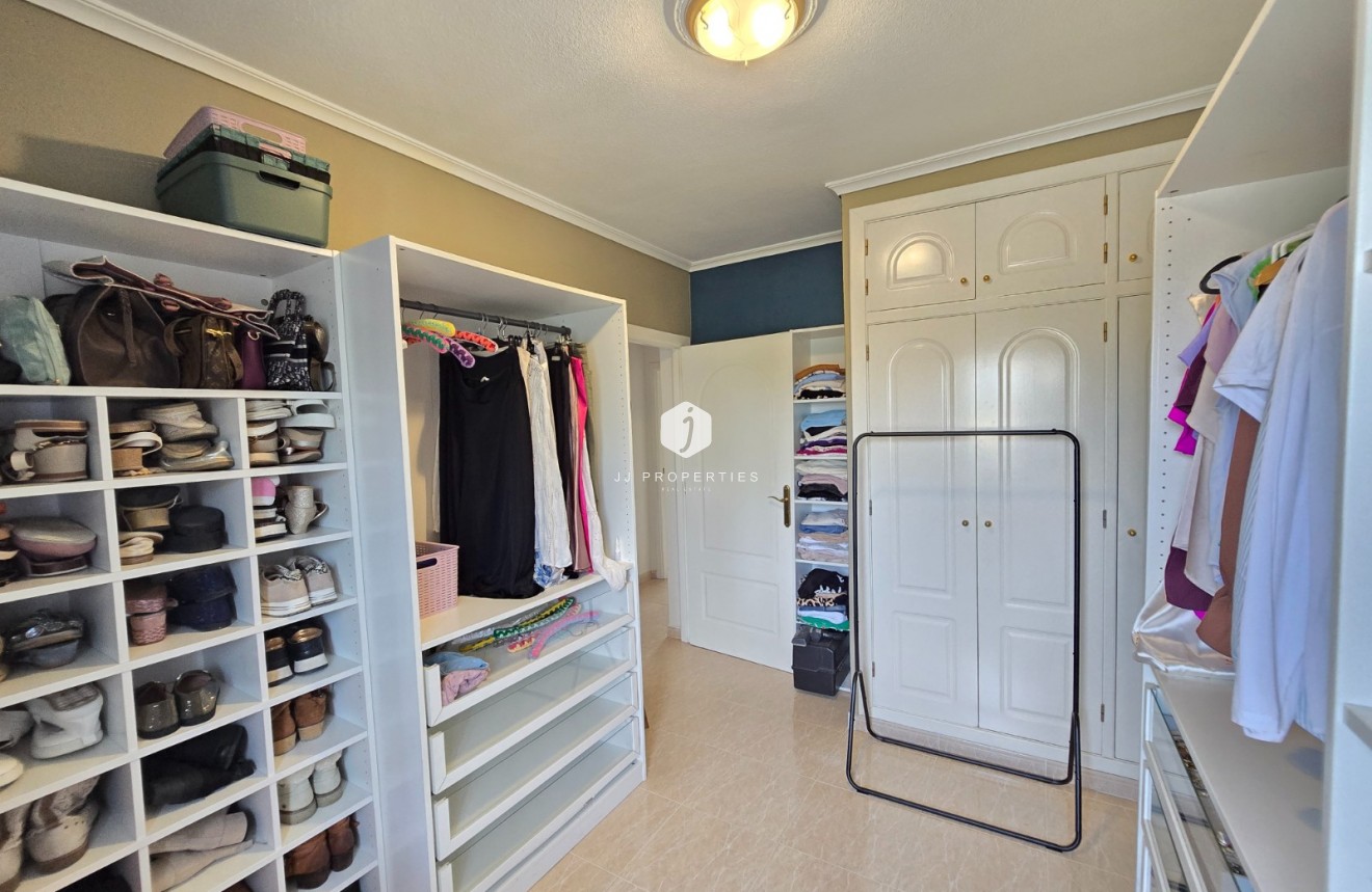 Tweedehands - Landelijk eigendom -
Dolores - Costa Blanca