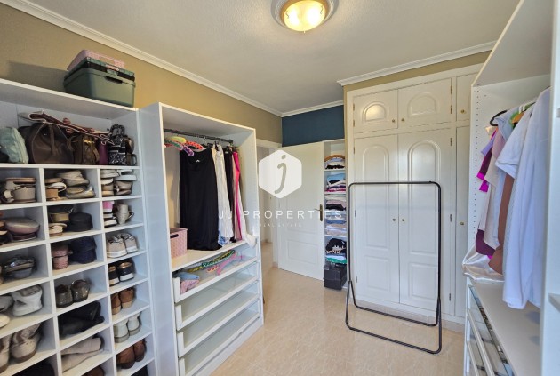 Tweedehands - Landelijk eigendom -
Dolores - Costa Blanca