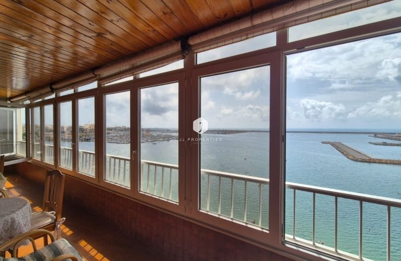 Tweedehands - Appartement / flat -
Torrevieja - Costa Blanca