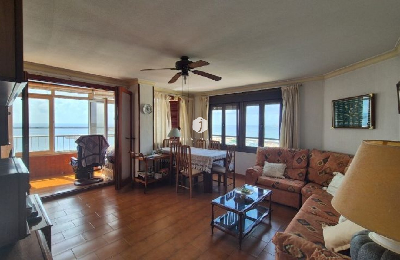 Tweedehands - Appartement / flat -
Torrevieja - Costa Blanca