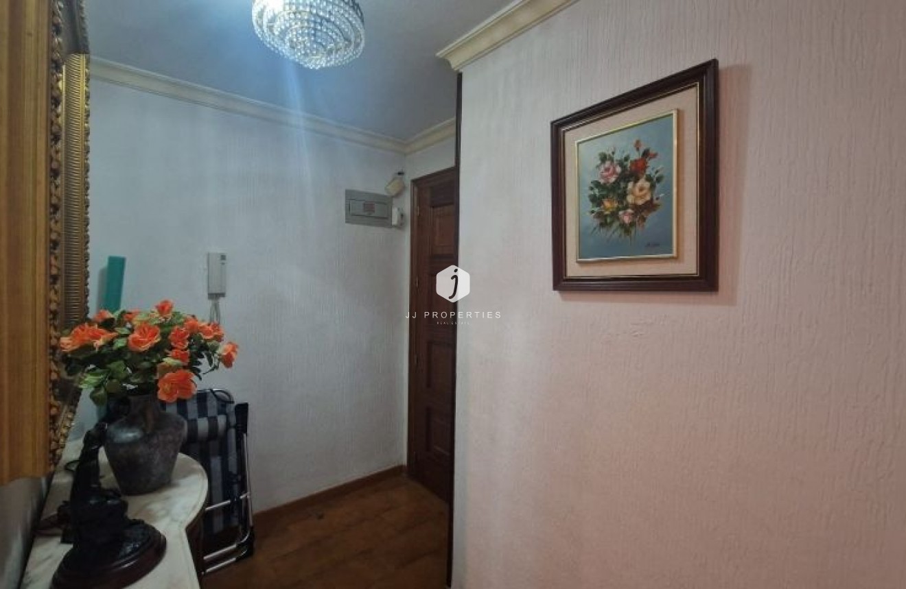 Tweedehands - Appartement / flat -
Torrevieja - Costa Blanca