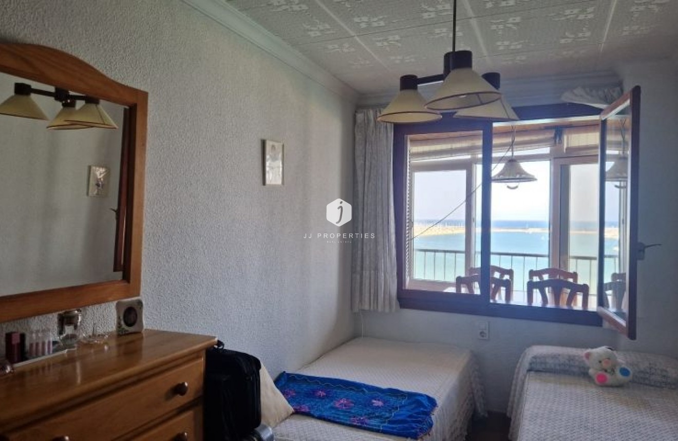 Tweedehands - Appartement / flat -
Torrevieja - Costa Blanca
