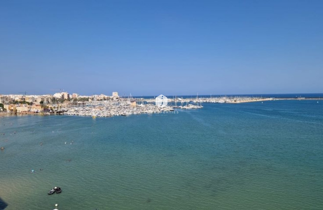 Tweedehands - Appartement / flat -
Torrevieja - Costa Blanca