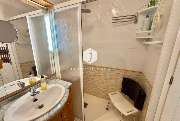 Tweedehands - Appartement / flat -
Almoradí - Inland