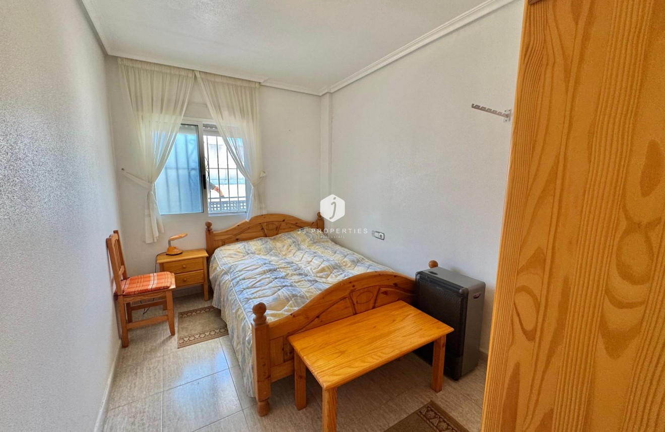 Tweedehands - Appartement / flat -
Almoradí - Inland