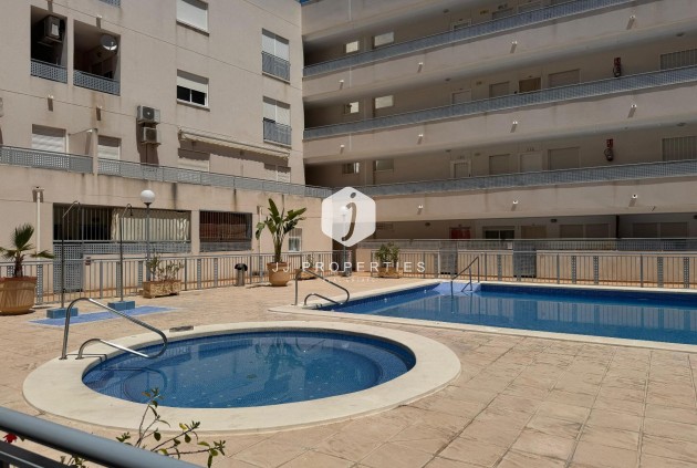 Tweedehands - Appartement / flat -
Almoradí - Inland