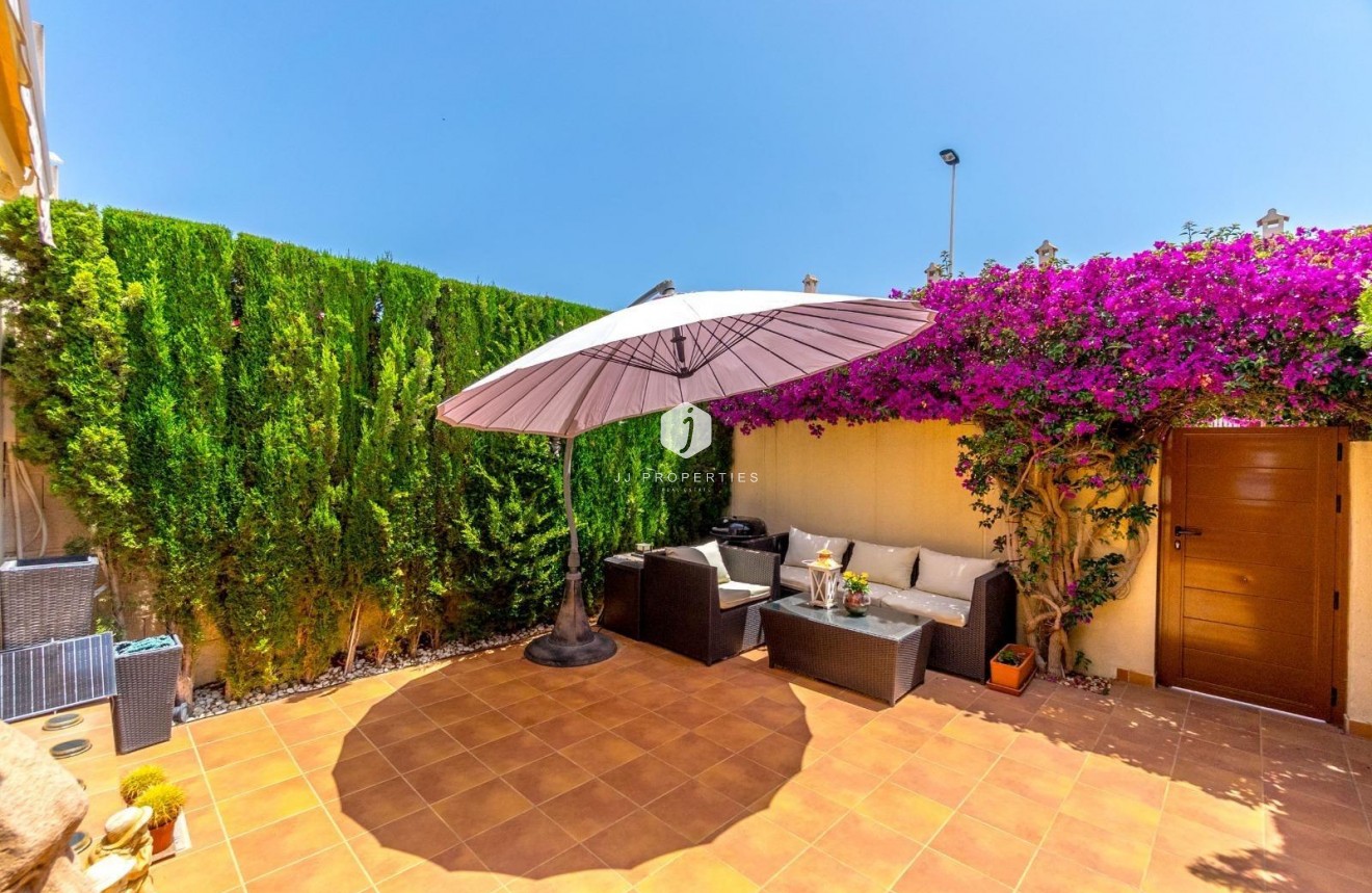 Tweedehands - Chalet -
Torrevieja - aguas nuevas