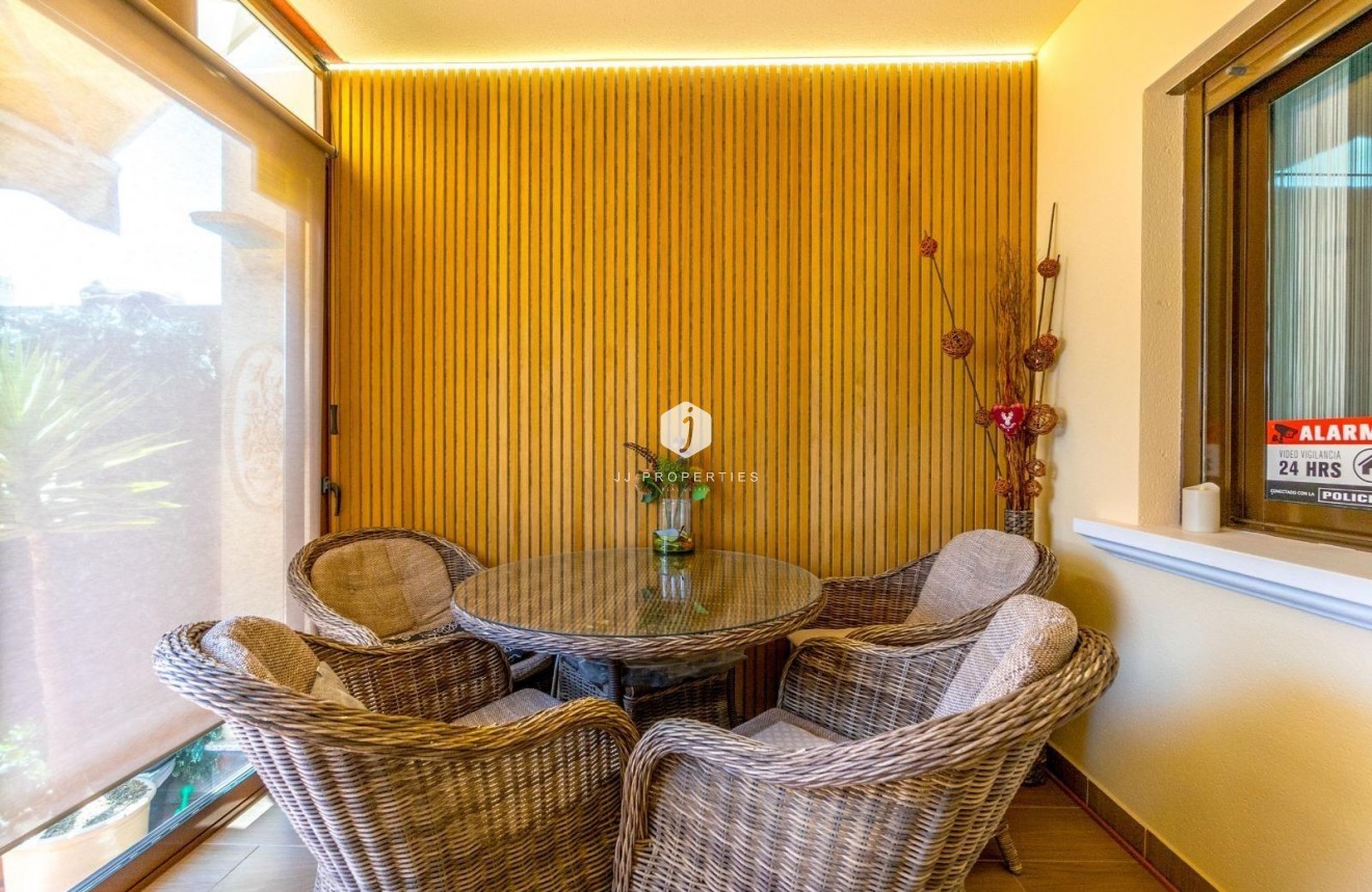 Tweedehands - Chalet -
Torrevieja - aguas nuevas