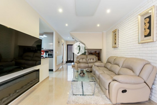 Tweedehands - Chalet -
Torrevieja - aguas nuevas