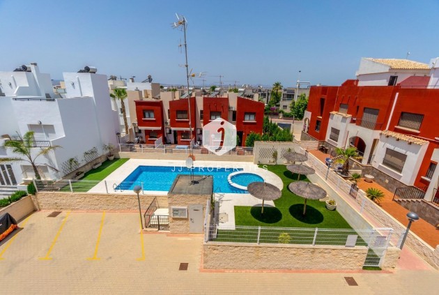 Tweedehands - Chalet -
Torrevieja - aguas nuevas