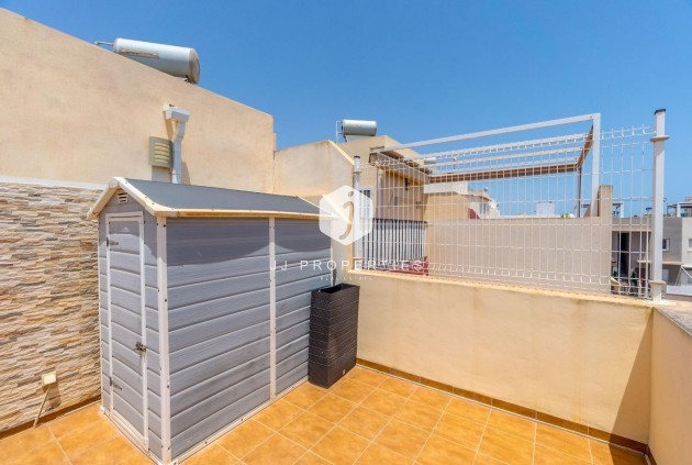 Tweedehands - Chalet -
Torrevieja - aguas nuevas