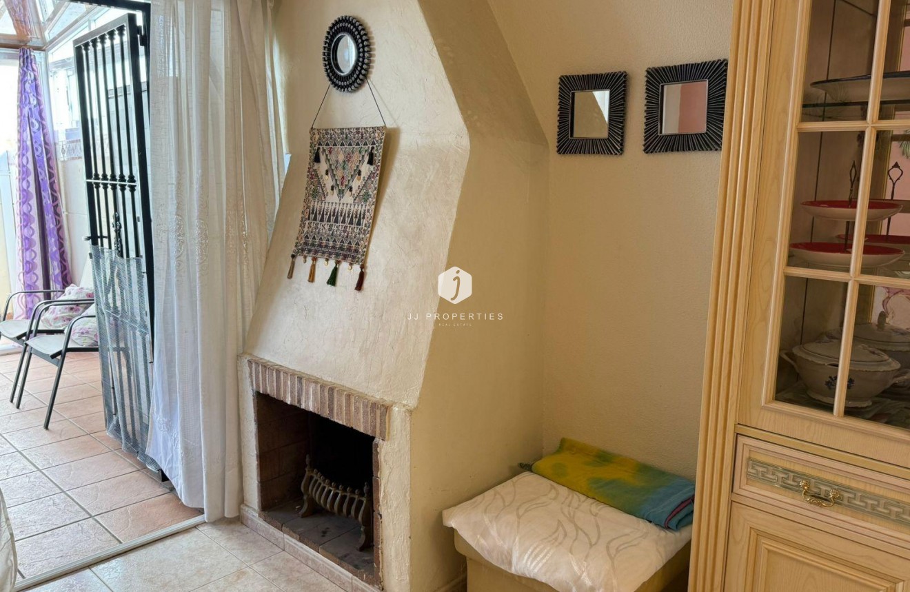 Tweedehands - Chalet -
Torrevieja - Calas blanca