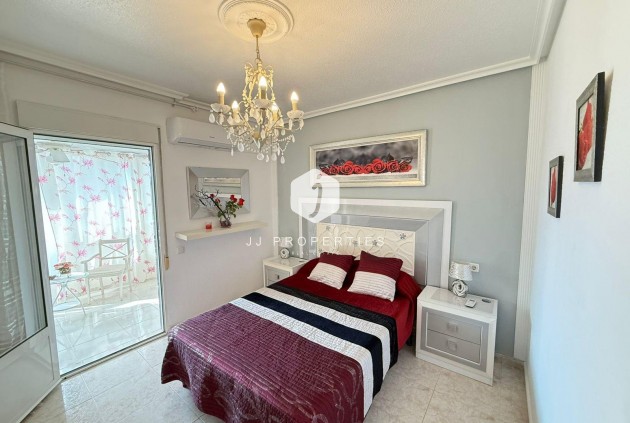 Tweedehands - Chalet -
Torrevieja - Calas blanca