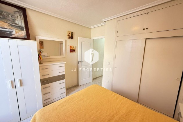 Tweedehands - Chalet -
Torrevieja - Calas blanca