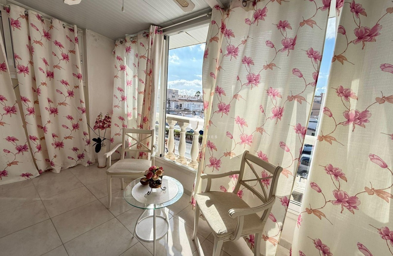 Tweedehands - Chalet -
Torrevieja - Calas blanca