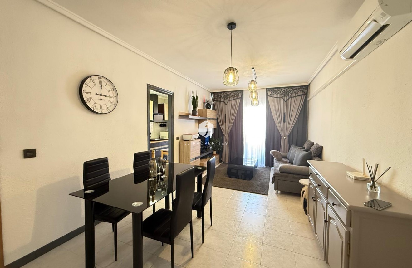 Tweedehands - Appartement / flat -
Torrevieja - PARQUE DE LAS NACIONES