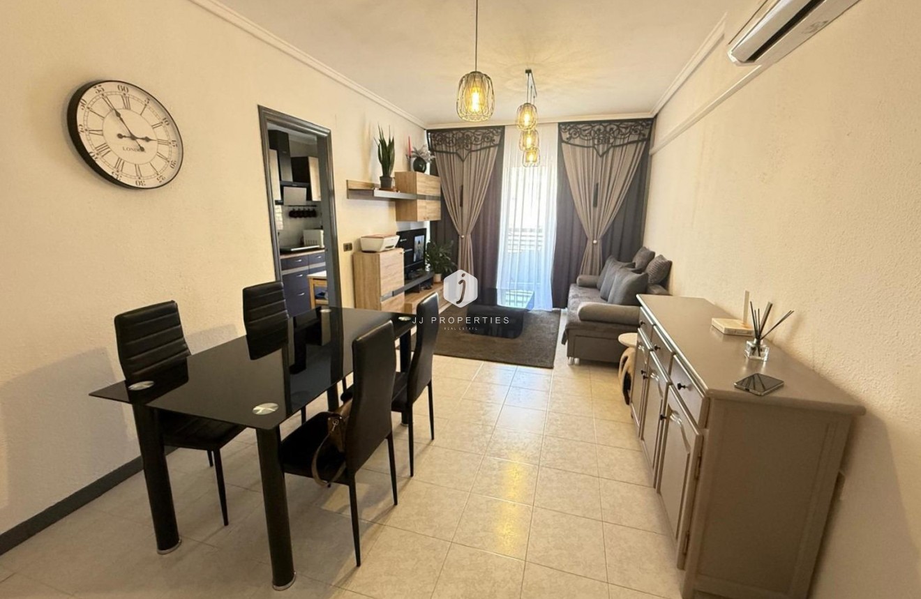 Tweedehands - Appartement / flat -
Torrevieja - PARQUE DE LAS NACIONES