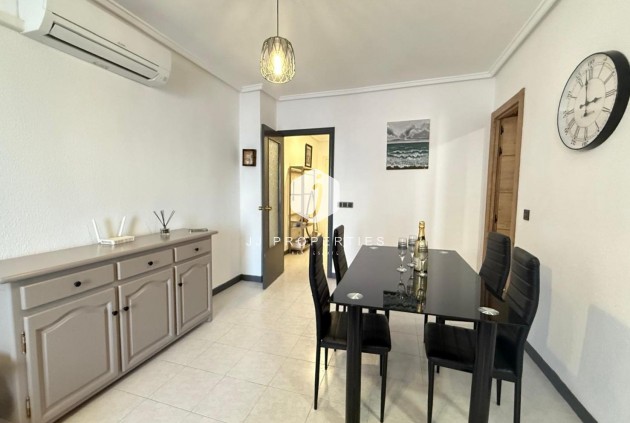 Tweedehands - Appartement / flat -
Torrevieja - PARQUE DE LAS NACIONES