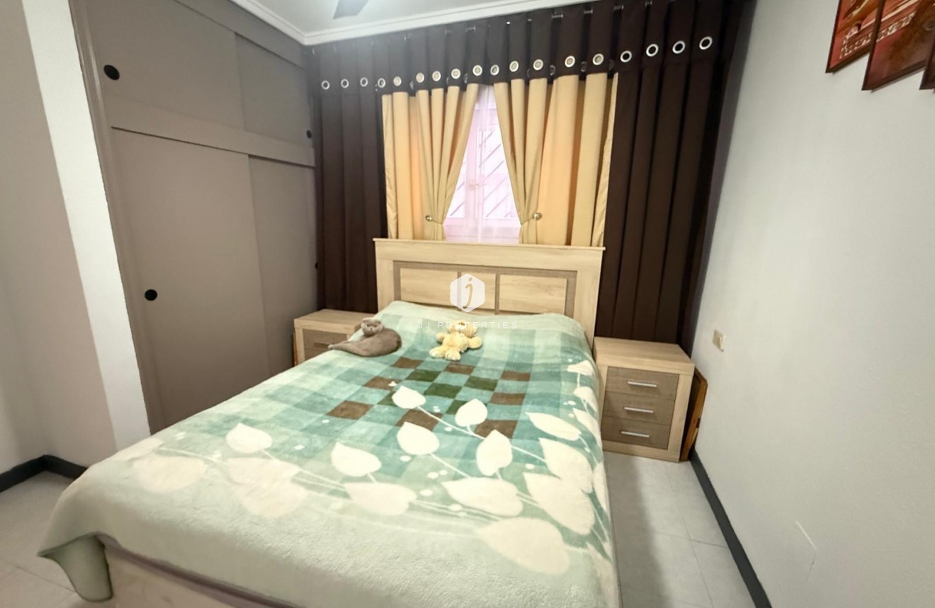 Tweedehands - Appartement / flat -
Torrevieja - PARQUE DE LAS NACIONES