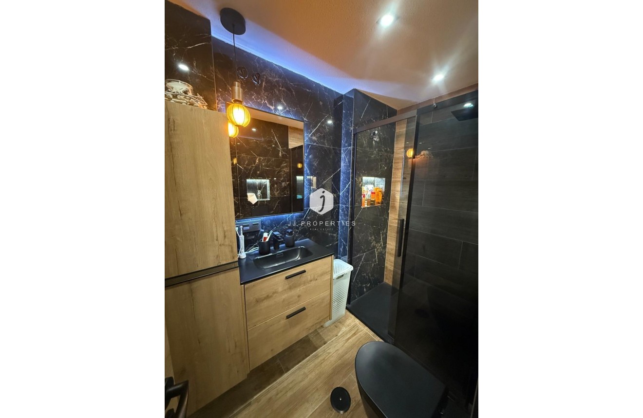 Tweedehands - Appartement / flat -
Torrevieja - PARQUE DE LAS NACIONES