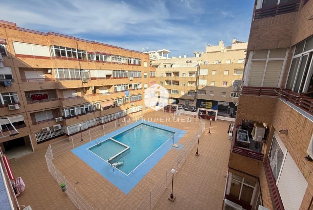 Tweedehands - Appartement / flat -
Torrevieja - PARQUE DE LAS NACIONES