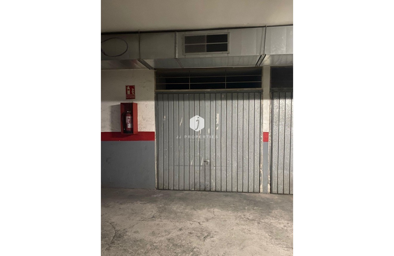 Tweedehands - Appartement / flat -
Torrevieja - PARQUE DE LAS NACIONES