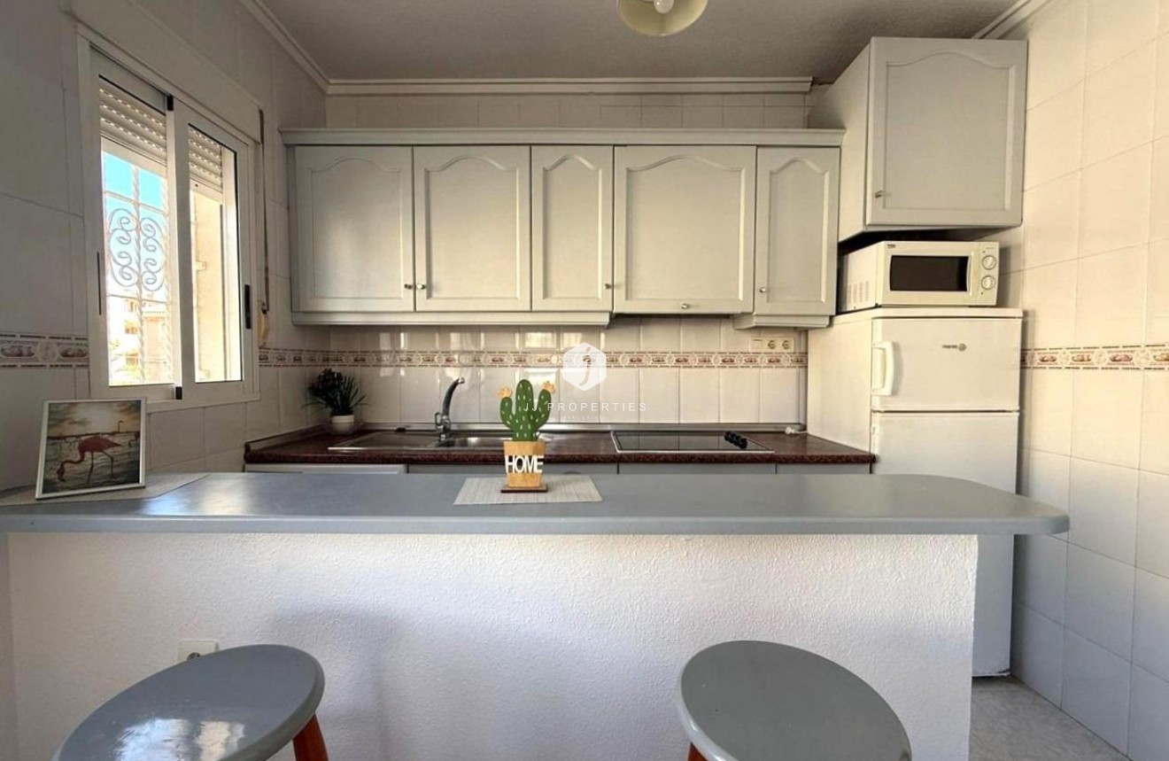 Tweedehands - Bungalow -
Torrevieja - Los Frutales