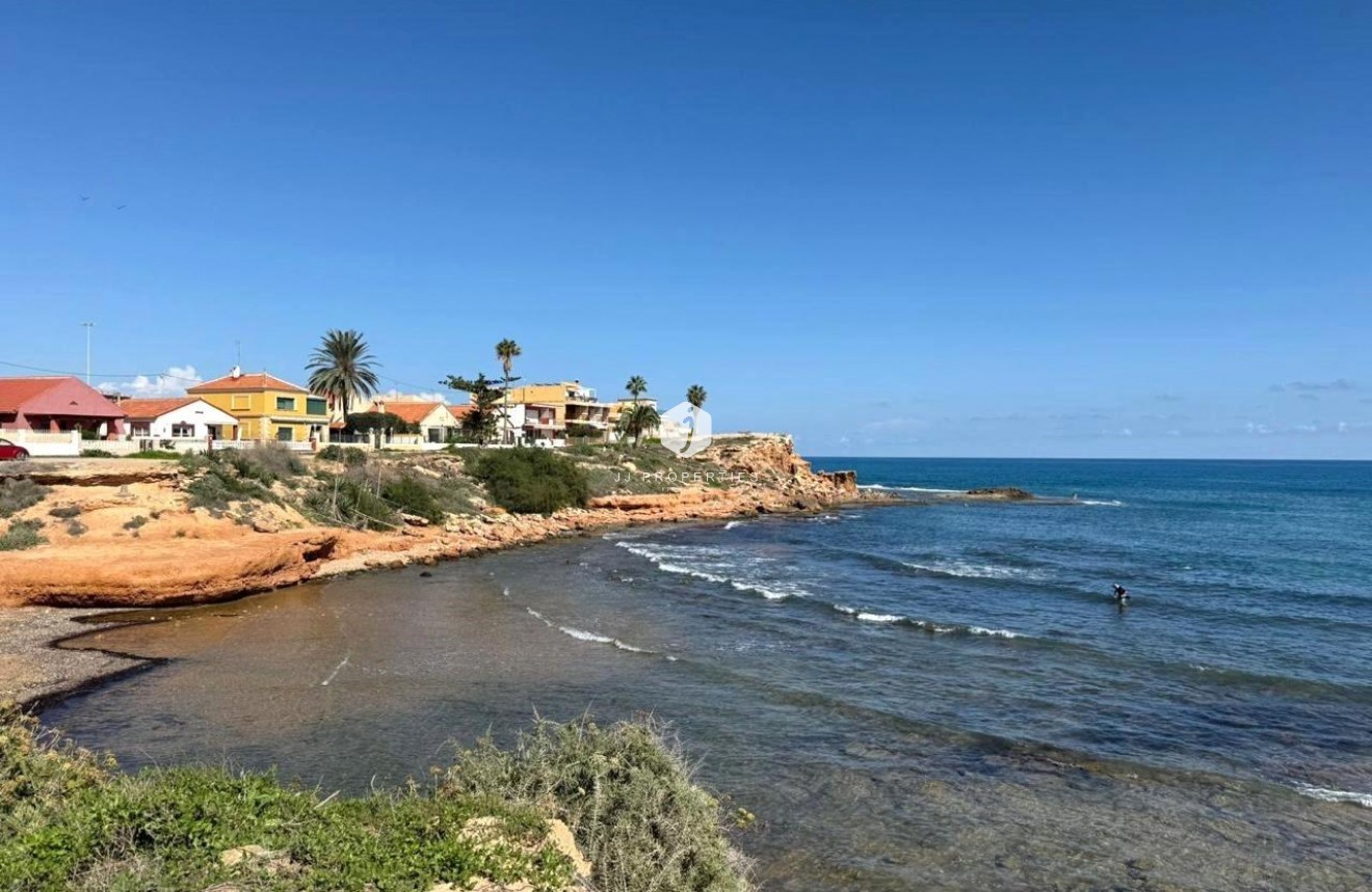 Tweedehands - Bungalow -
Torrevieja - Los Frutales