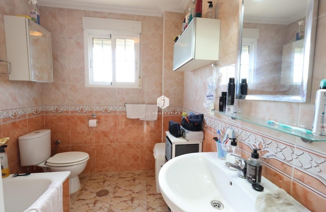 Tweedehands - Penthouse -
Orihuela Costa - Costa Blanca