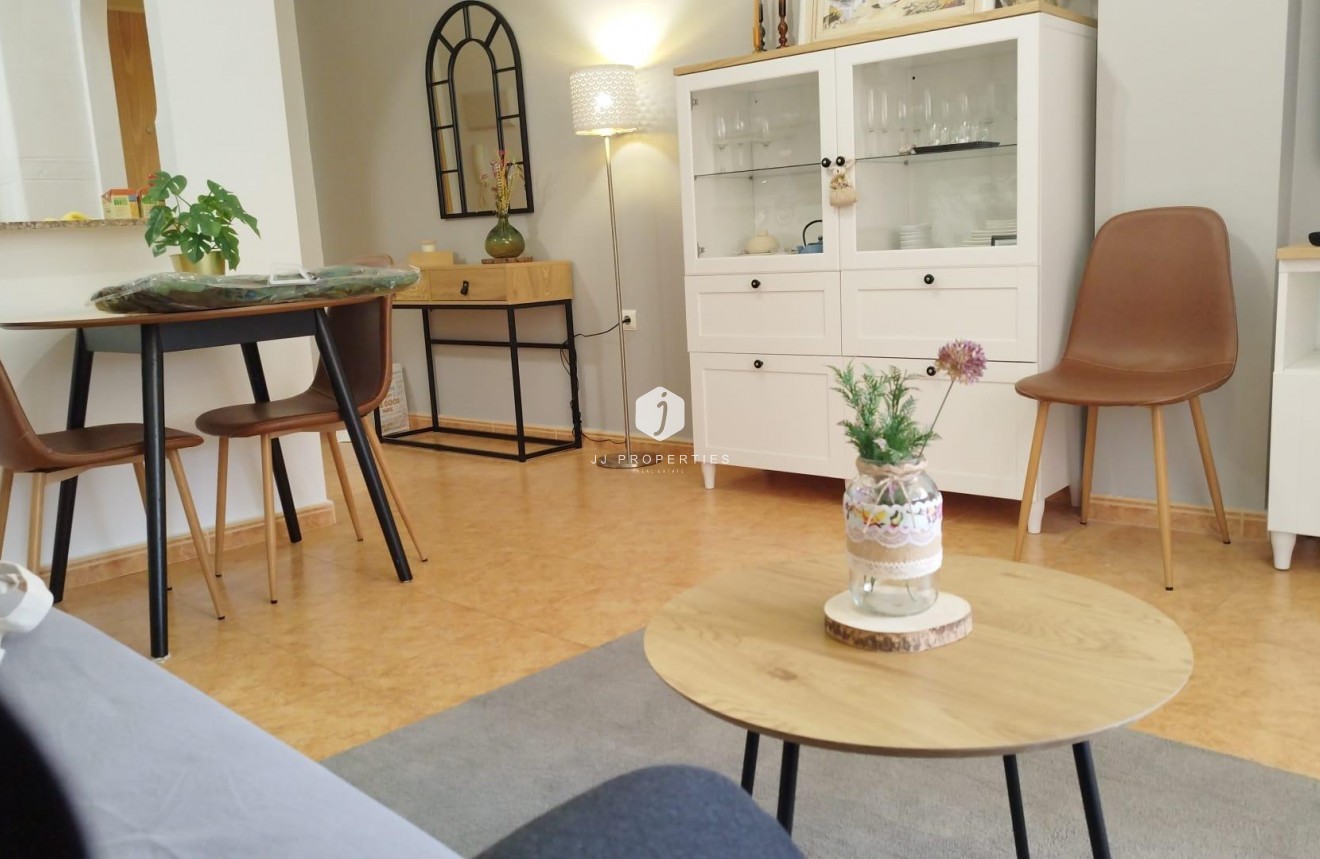 Tweedehands - Penthouse -
Torrevieja - La Mata