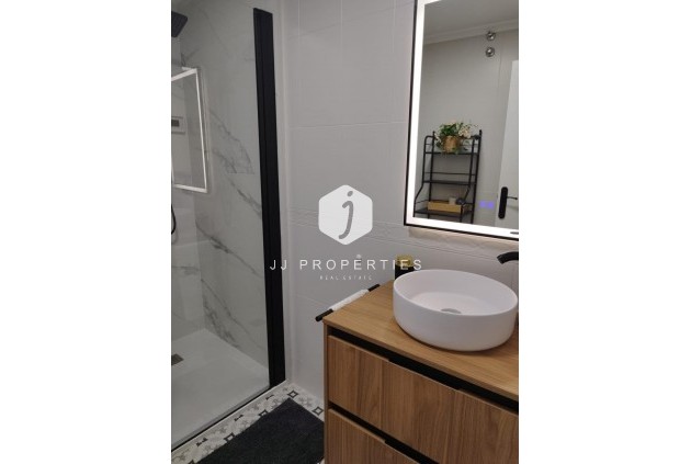 Tweedehands - Penthouse -
Torrevieja - La Mata