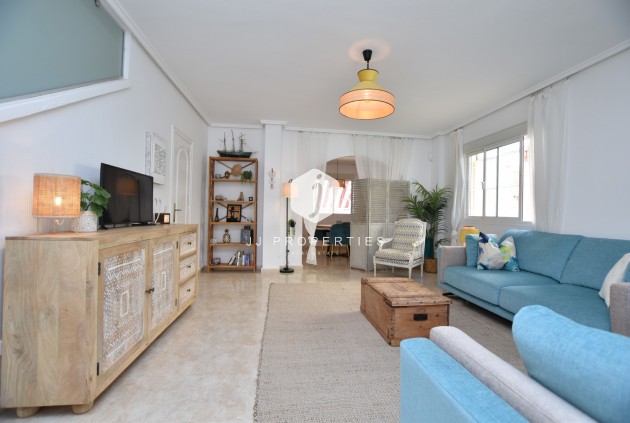 Tweedehands - Chalet -
Ciudad Quesada - Costa Blanca