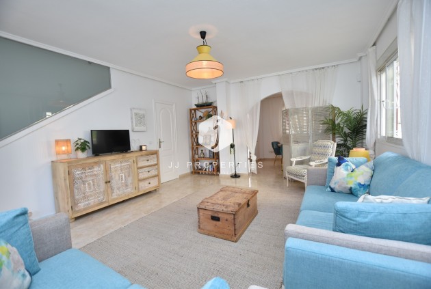 Tweedehands - Chalet -
Ciudad Quesada - Costa Blanca