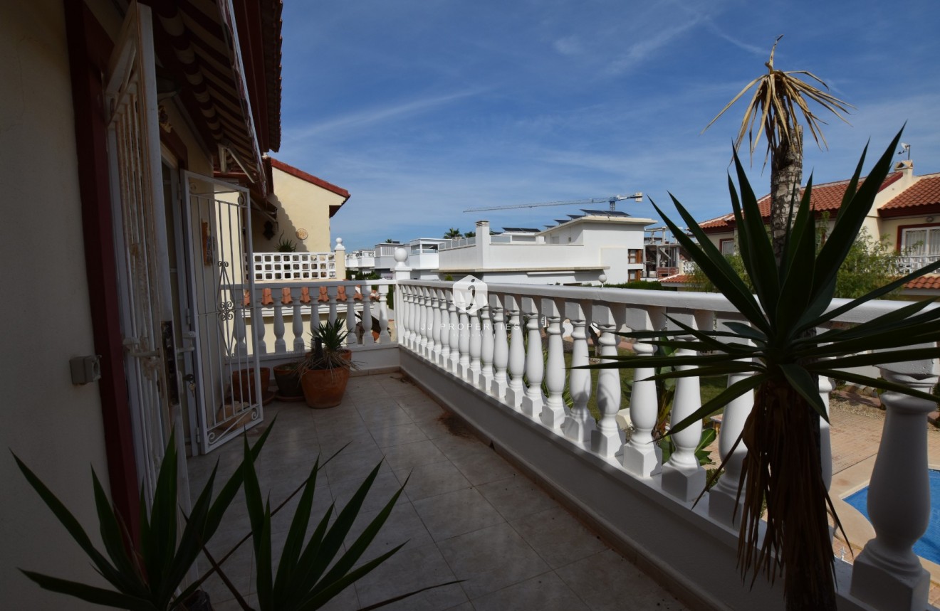 Tweedehands - Chalet -
Ciudad Quesada - Costa Blanca