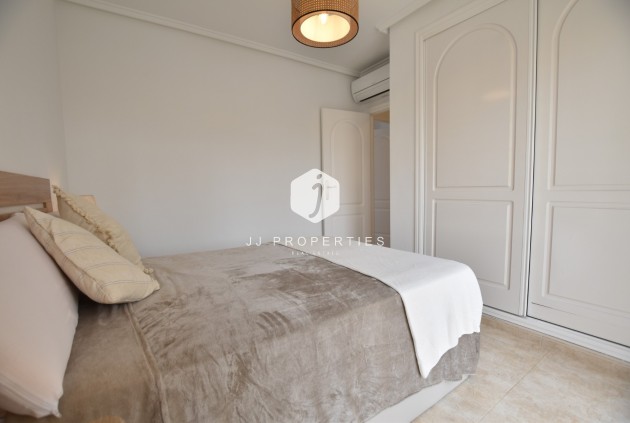 Tweedehands - Chalet -
Ciudad Quesada - Costa Blanca