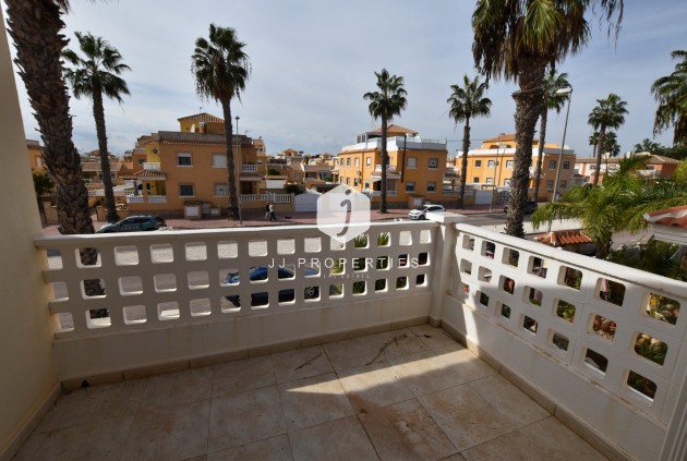 Tweedehands - Chalet -
Ciudad Quesada - Costa Blanca