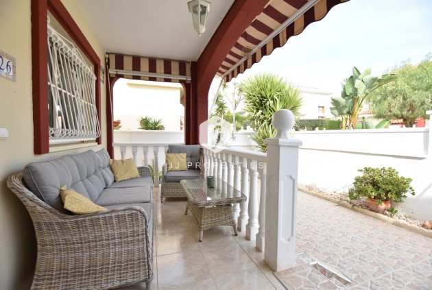 Tweedehands - Chalet -
Ciudad Quesada - Costa Blanca