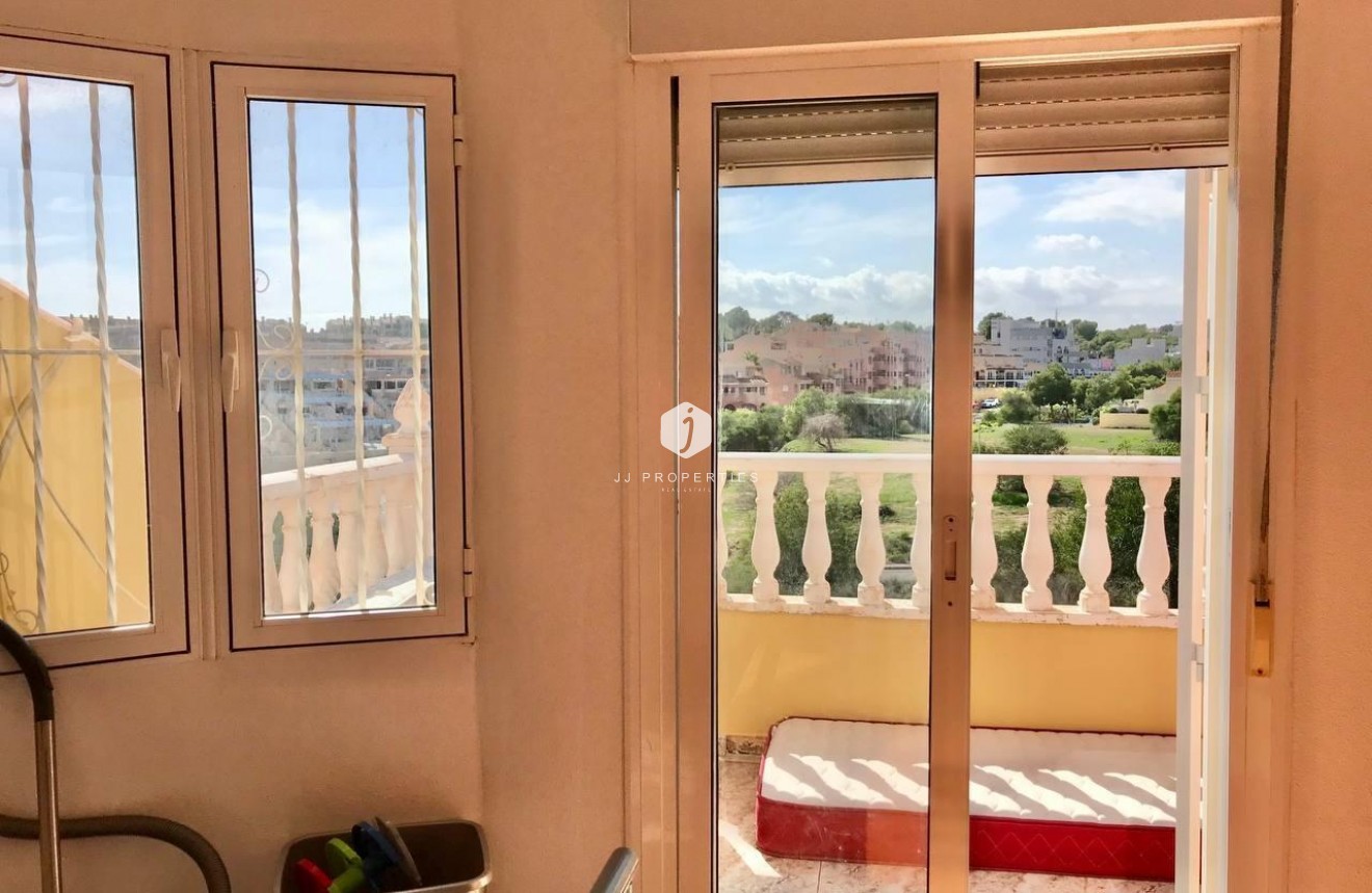 Tweedehands - Chalet -
Orihuela Costa - Villamartín-las Filipinas