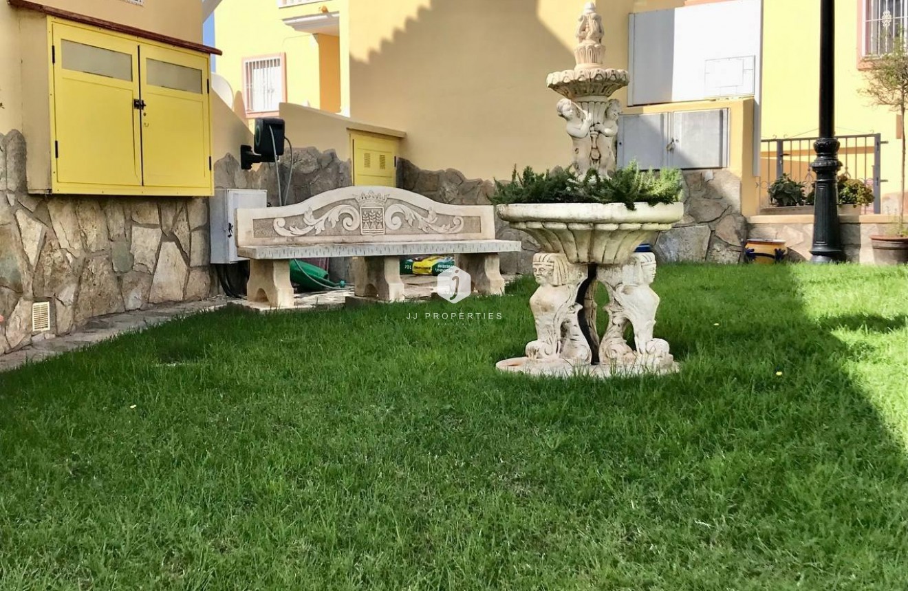 Tweedehands - Chalet -
Orihuela Costa - Villamartín-las Filipinas