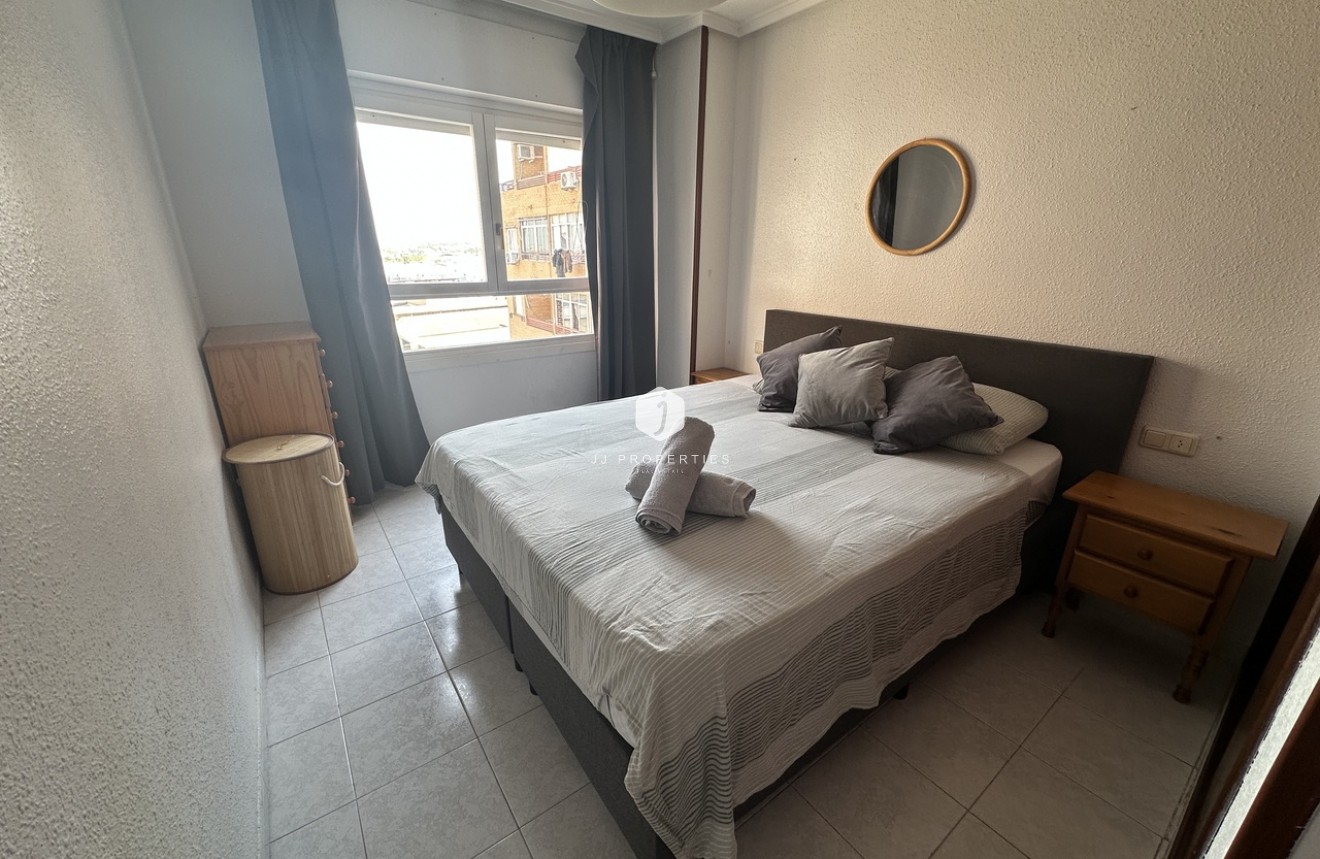 Tweedehands - Appartement / flat -
Torrevieja - Costa Blanca