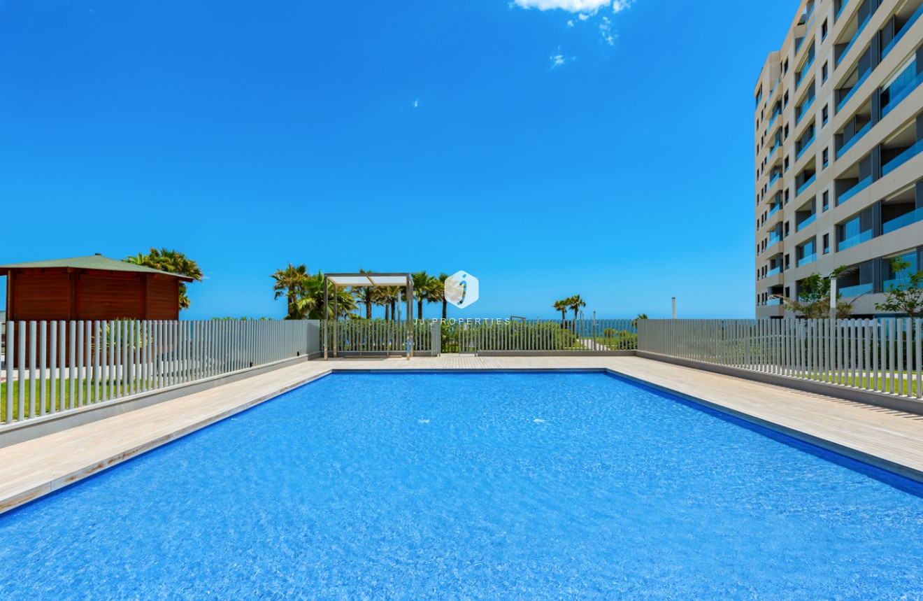 D'occasion - Appartement -
Punta Prima - Costa Blanca