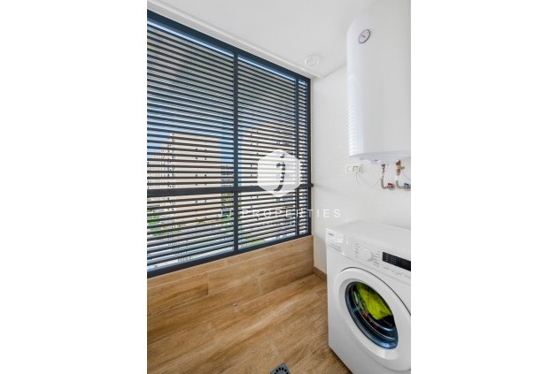 D'occasion - Appartement -
Punta Prima - Costa Blanca