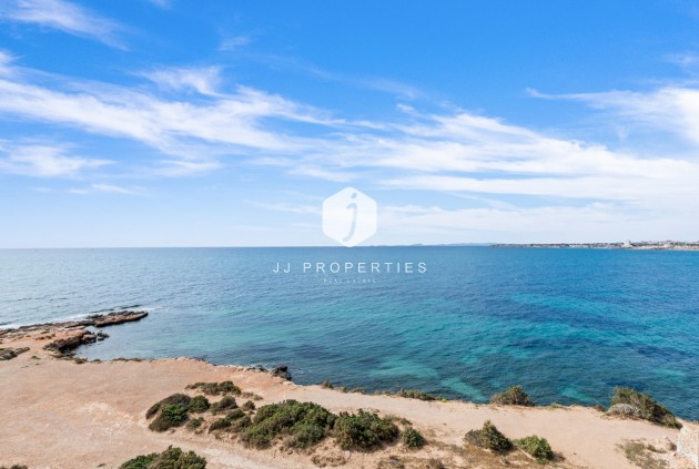 D'occasion - Appartement -
Punta Prima - Costa Blanca