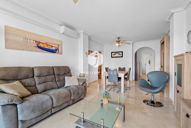 Tweedehands - Appartement / flat -
Playa Flamenca - Costa Blanca