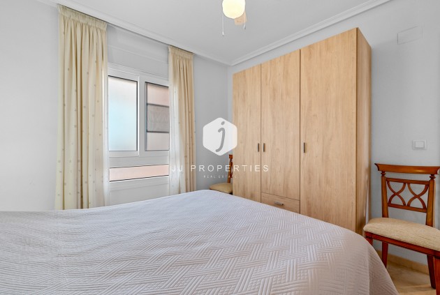 Tweedehands - Appartement / flat -
Playa Flamenca - Costa Blanca