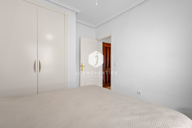 Tweedehands - Appartement / flat -
Playa Flamenca - Costa Blanca