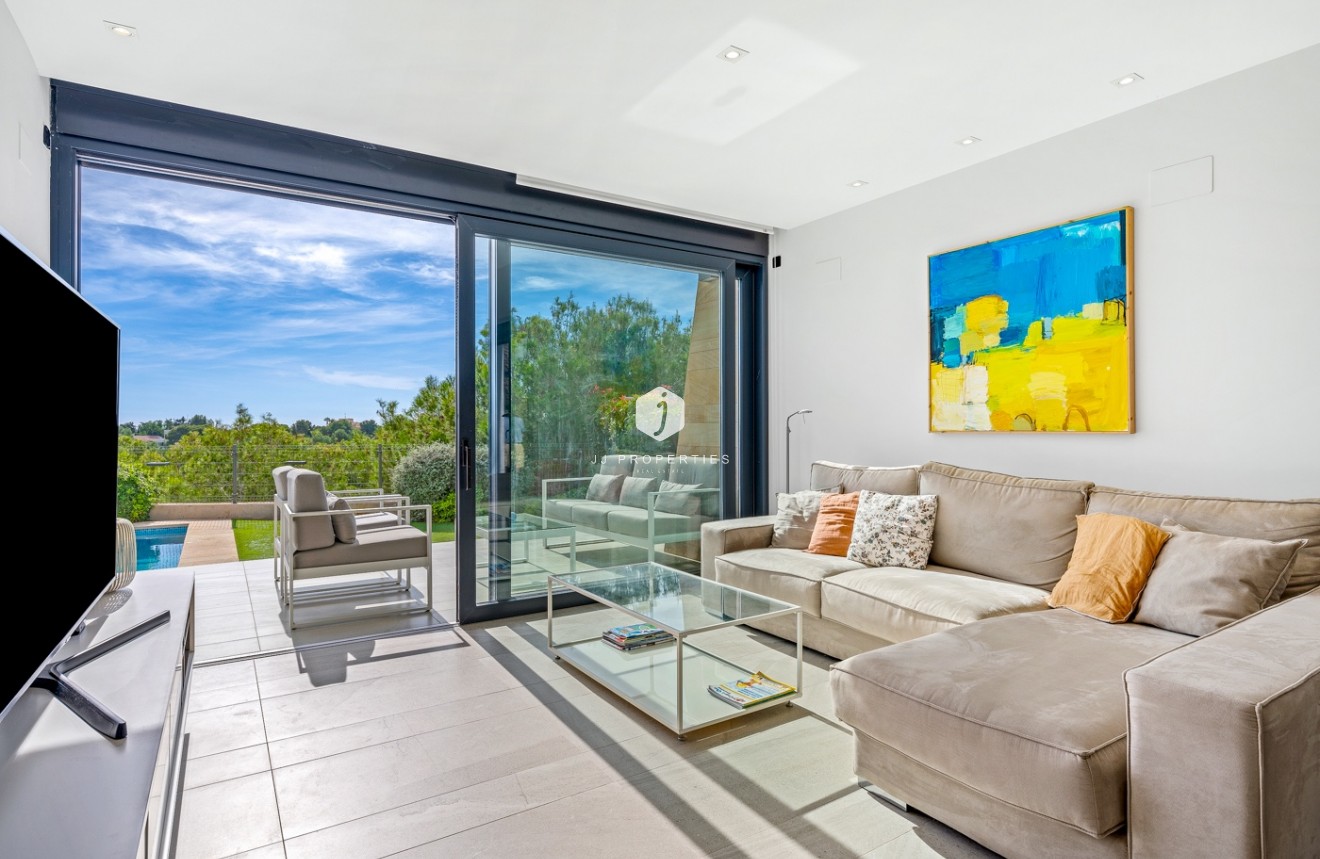 Tweedehands - Villa -
Orihuela Costa - Costa Blanca